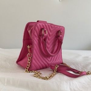 pink purse